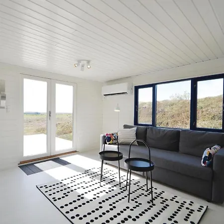 度假居 Two-bedroom Holiday In *